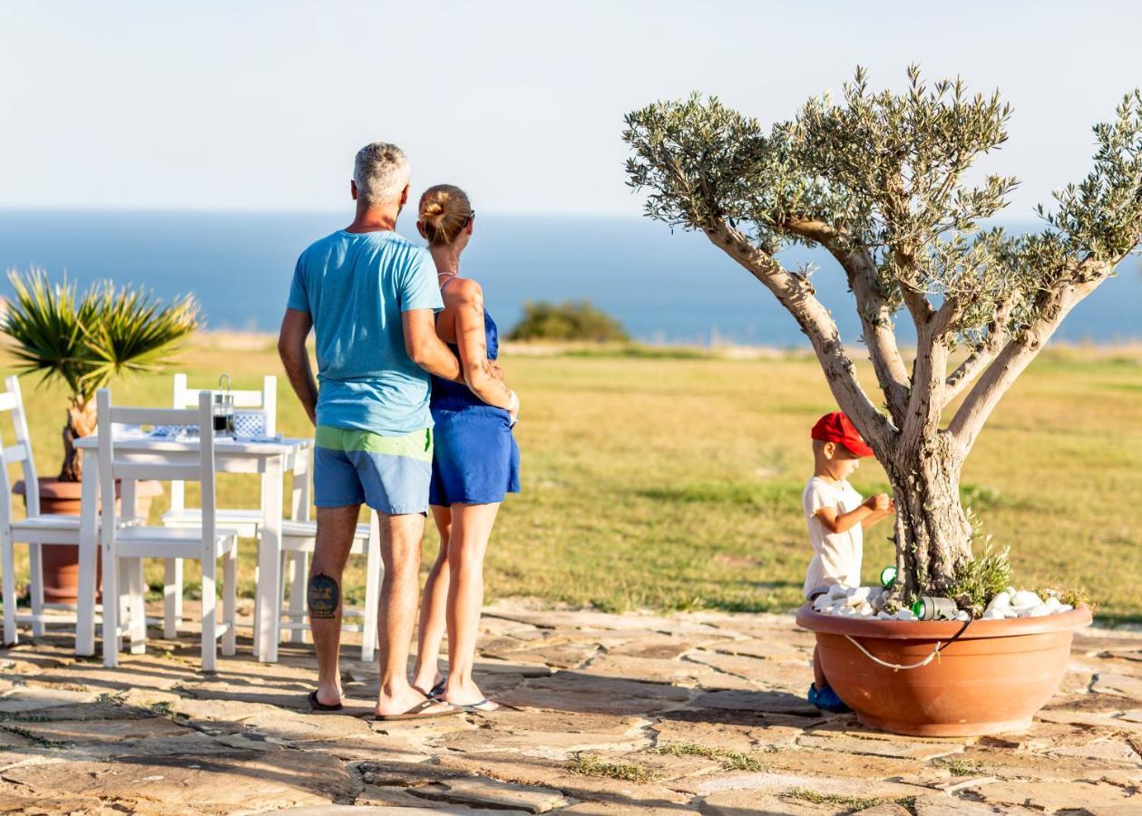Lighthouse Golf & Spa Hotel Balchik Extérieur photo Family tourism