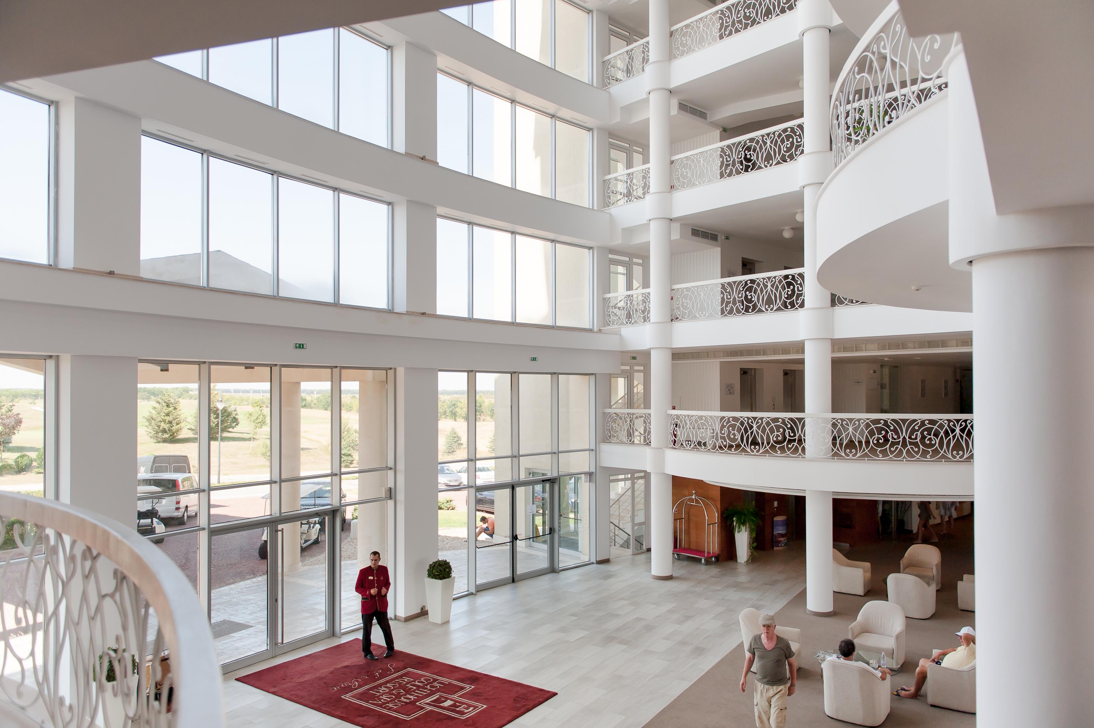 Lighthouse Golf & Spa Hotel Balchik Extérieur photo Lobby of the hotel