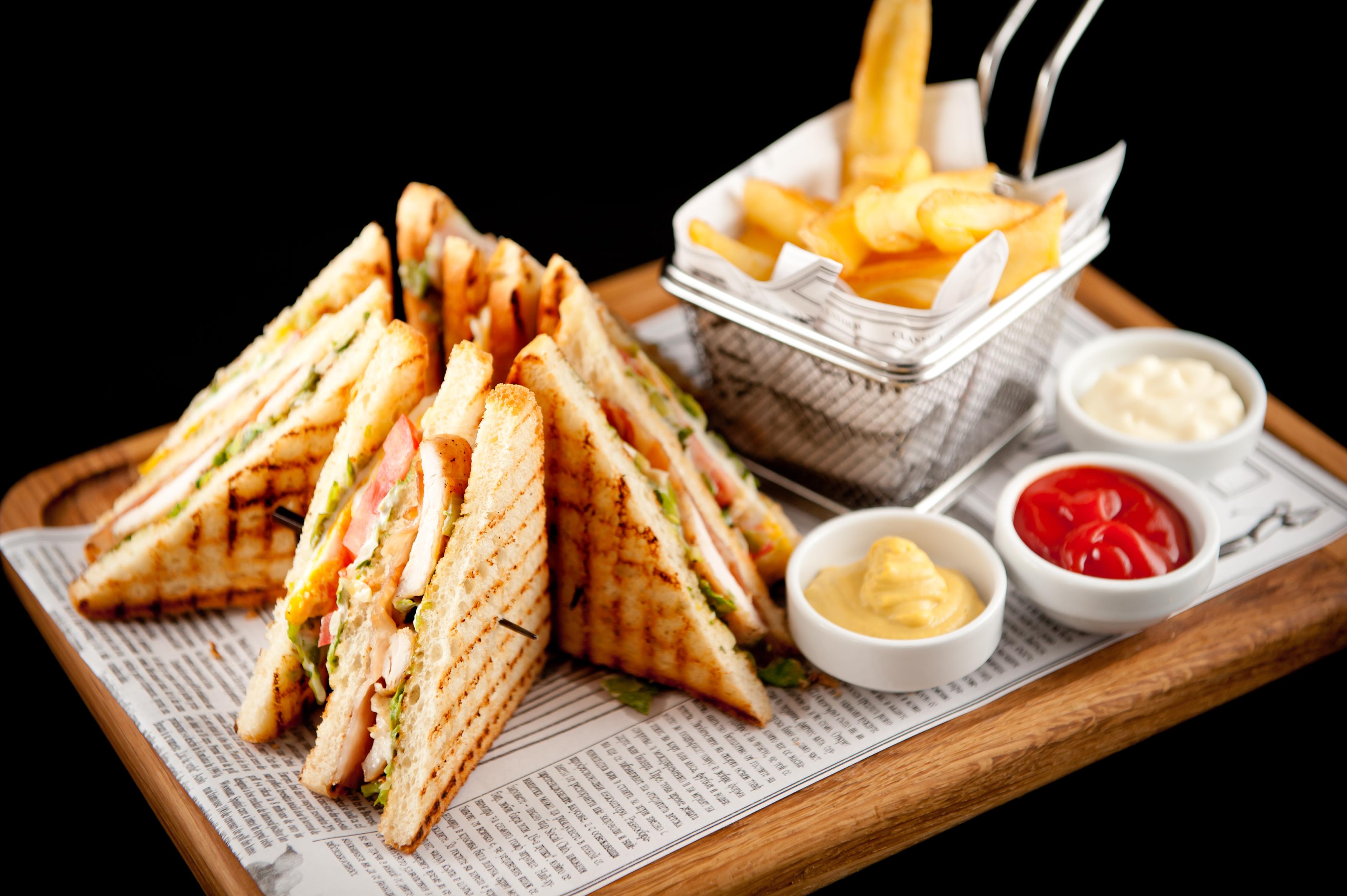 Lighthouse Golf & Spa Hotel Balchik Extérieur photo A club sandwich