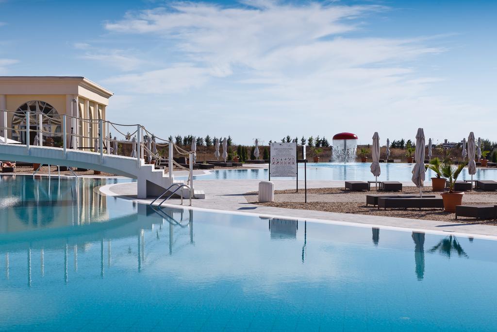 Lighthouse Golf & Spa Hotel Balchik Extérieur photo The Blue Lagoon