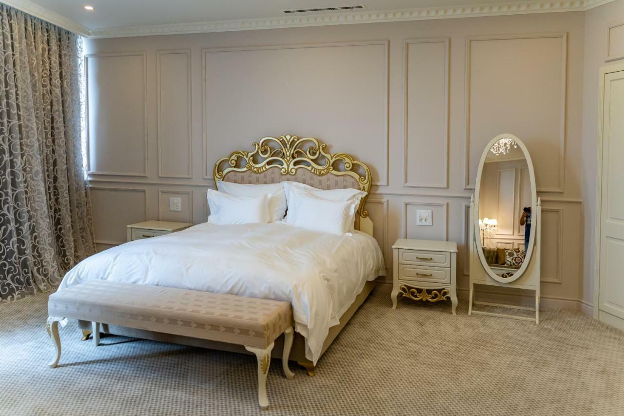 Lighthouse Golf & Spa Hotel Balchik Extérieur photo A bedroom